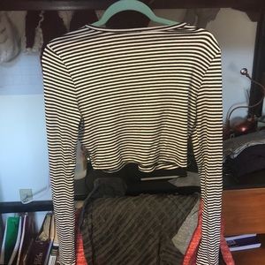 Long sleeve striped crop top